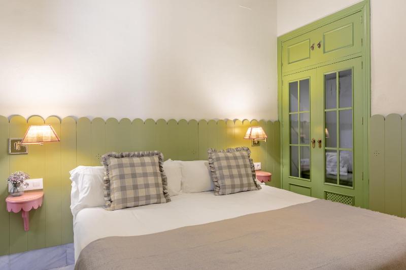 Budget Double or Twin Room image 3