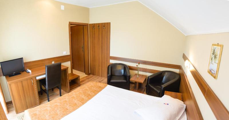 Single Room image 3