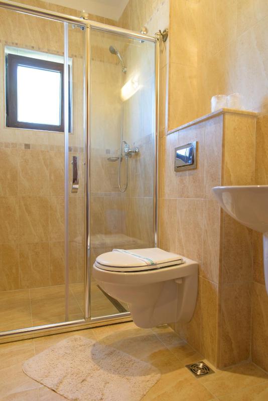 Double or Twin Room image 2