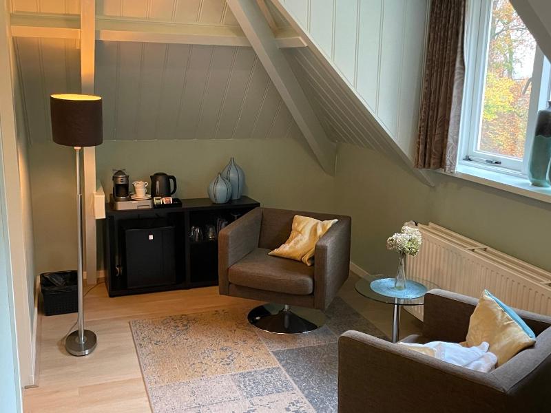 Comfort Room image 1