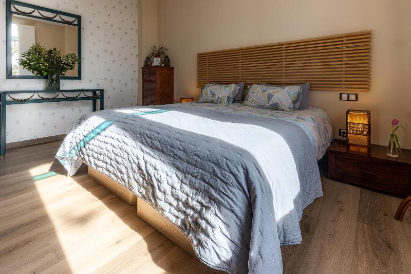Double or Twin Room with Garden View image 1