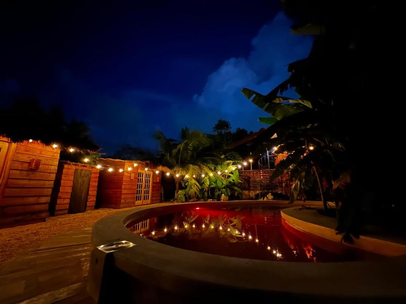 Luhme Tulum Hostel - Free Cenote Access - image 39