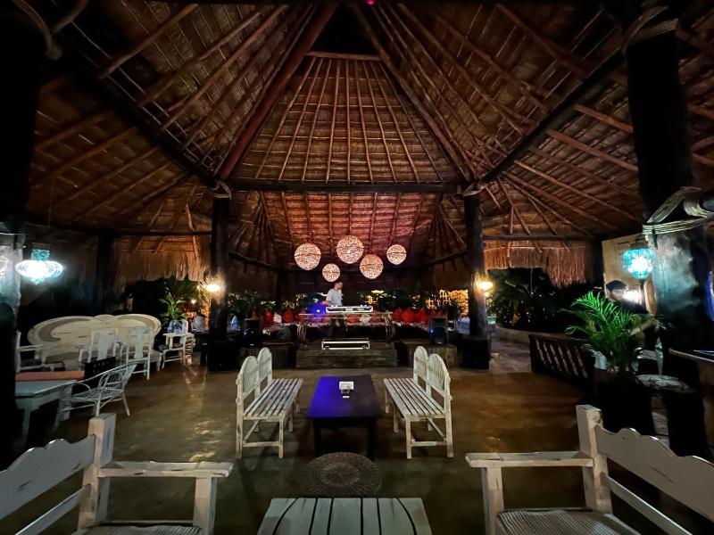 Luhme Tulum Hostel - Free Cenote Access - image 13