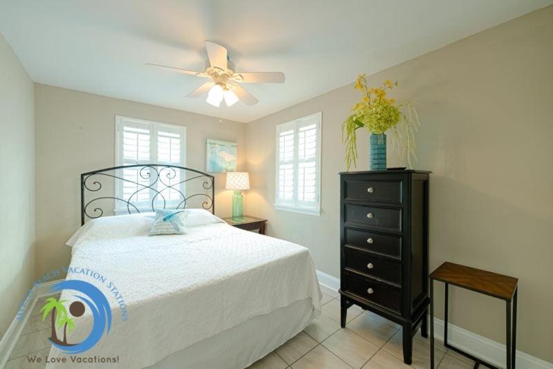 Windy Hill Villa 4 - Beach Fun - image 17