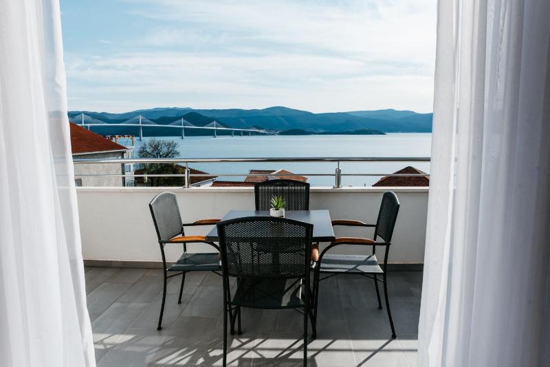 Two-Bedroom Apartment with Balcony image 1