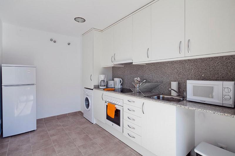 Two-Bedroom Apartment with Terrace image 3