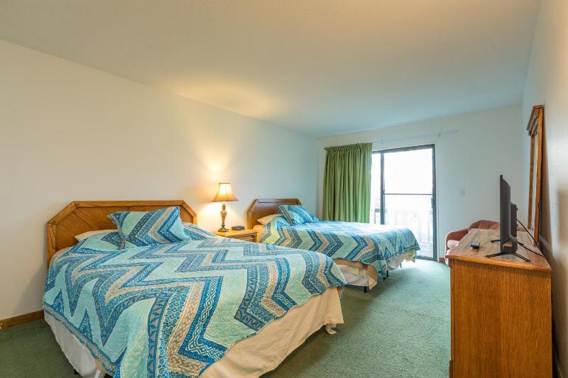 Two-Bedroom Villa image 4