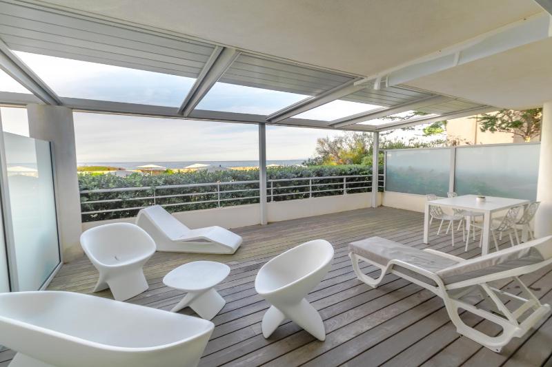 Two-Bedroom Apartment with Sea View - Ground Floor image 2