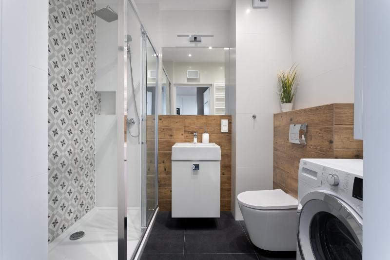 Symphony Modern Tower Apartamenty by INA - image 47