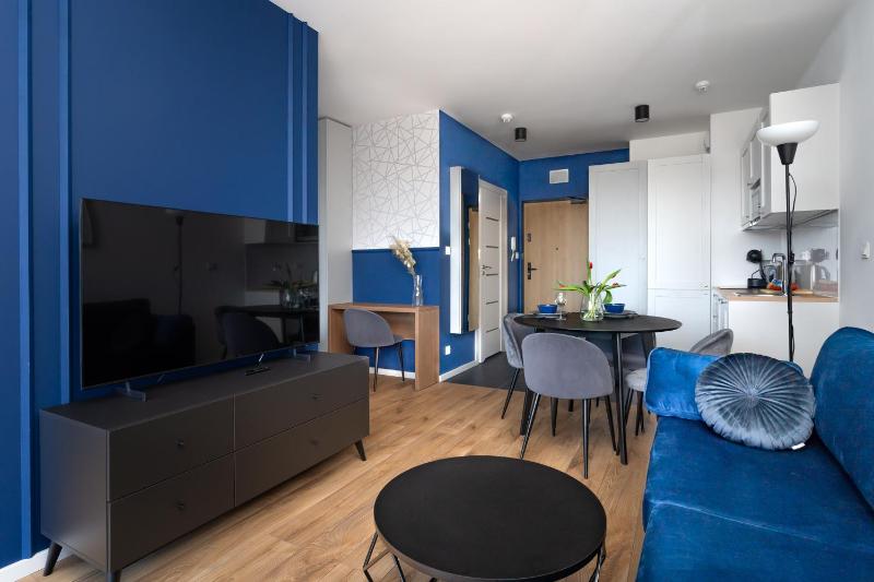 Symphony Modern Tower Apartamenty by INA - image 40