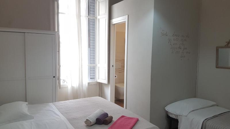 Deluxe Triple Room image 1