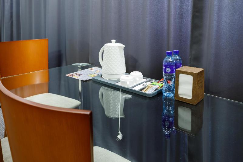 Large Double Room image 3
