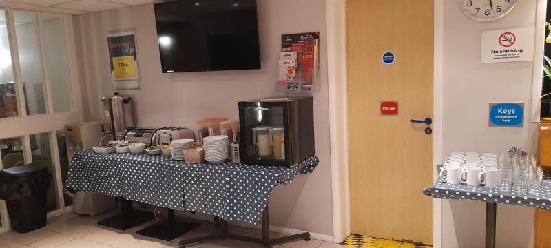 Double Room - Disability Access image 4