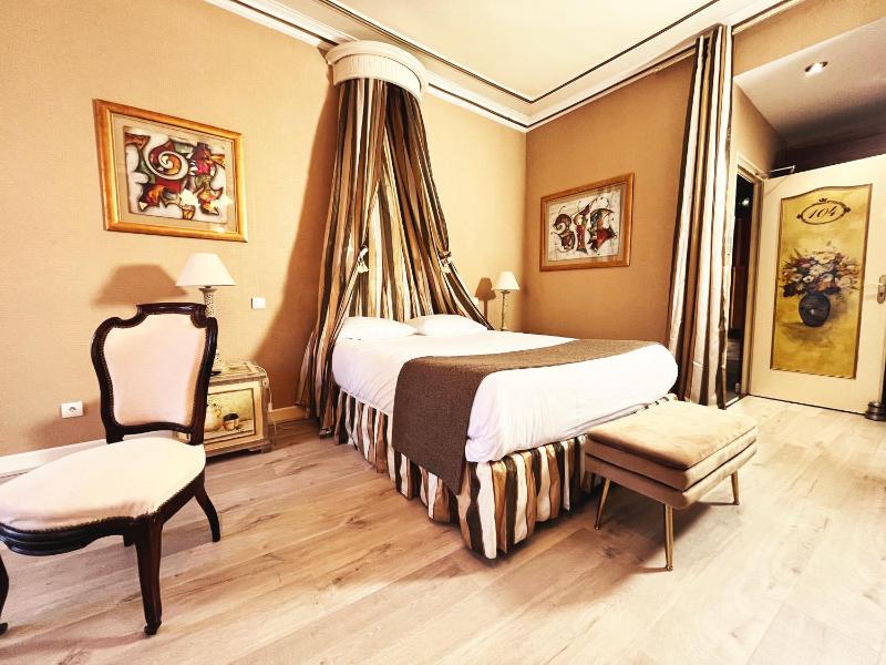 Suite image 3