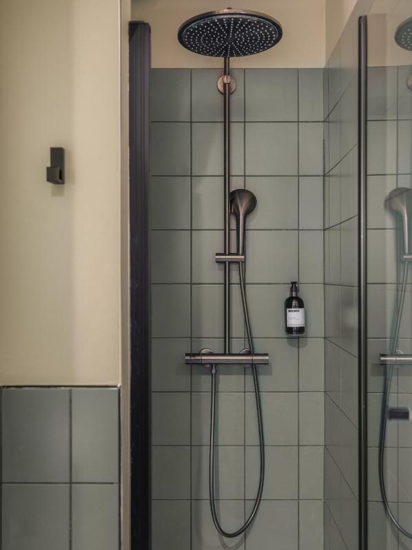 Cosy Double Room image 4