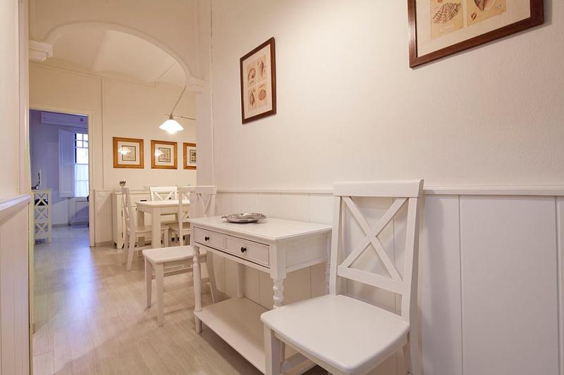 Stay U-nique Apartments Gaudi II - image 12