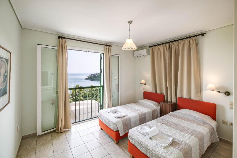 Kerasia Bay View Villa - image 17