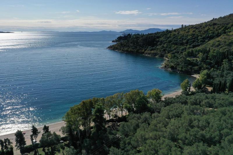 Kerasia Bay View Villa - image 11