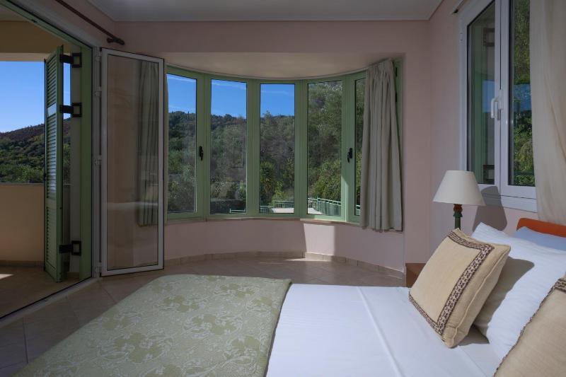 Kerasia Bay View Villa - image 7