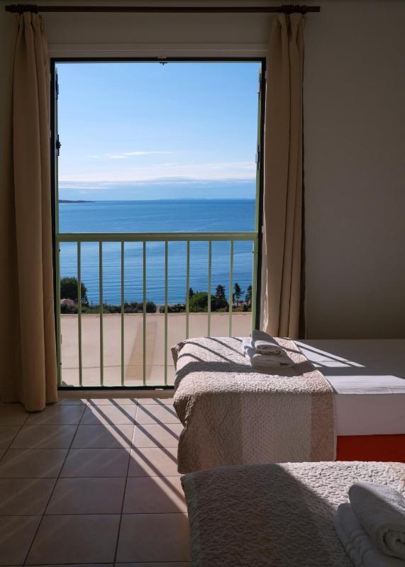 Kerasia Bay View Villa - image 12
