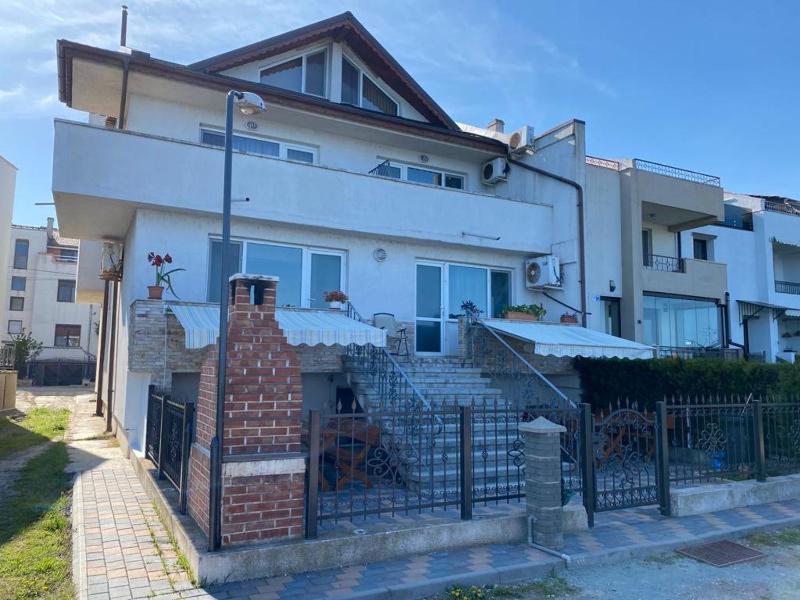 Vila Lucian - image 22