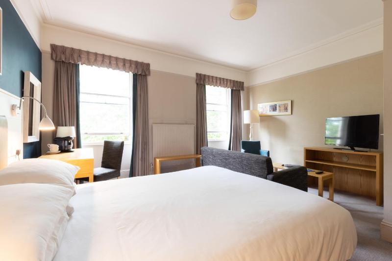 Superior Double Room image 3