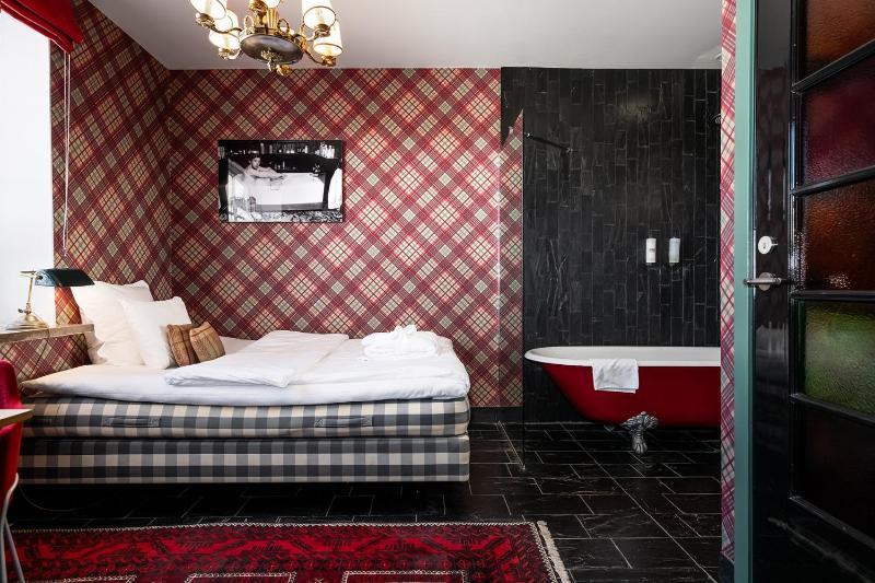 Single Room image 4