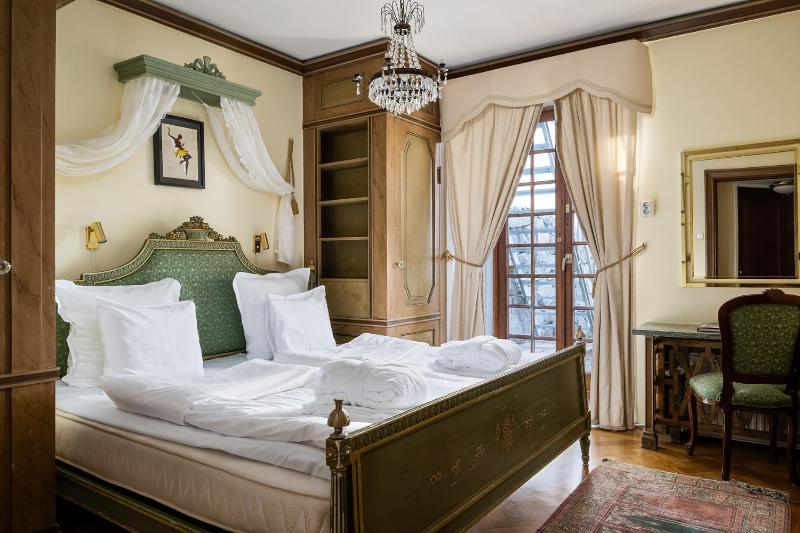 Suite image 3