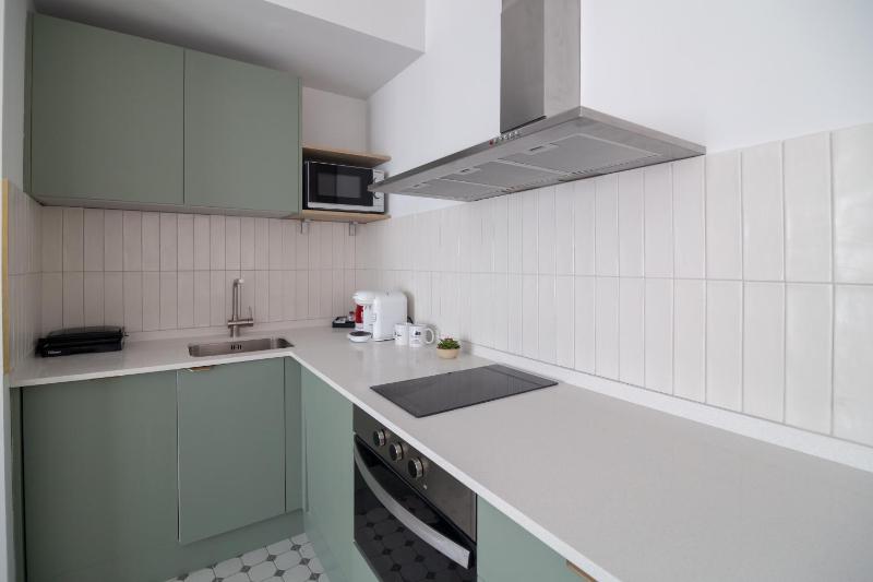 Apartamentos Teatro by Be Alicante - image 25