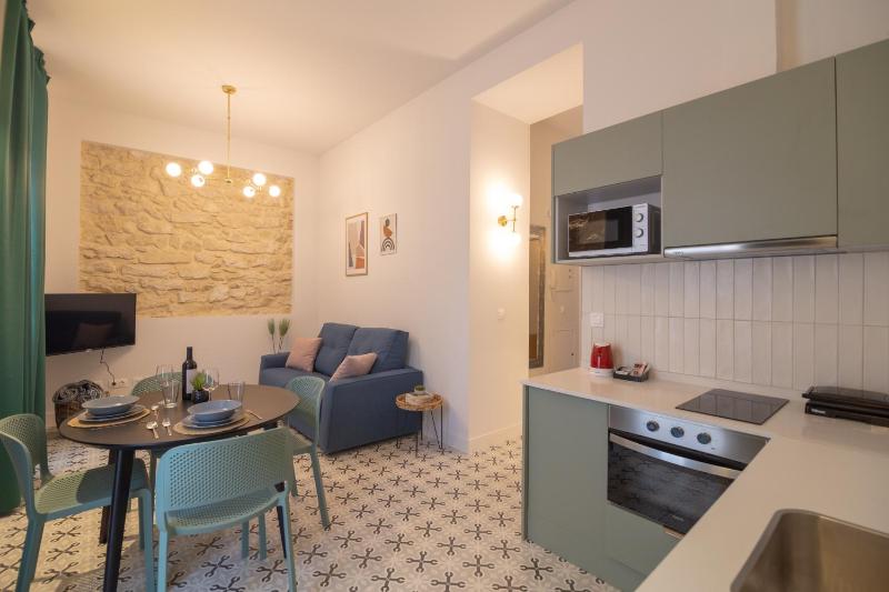Apartamentos Teatro by Be Alicante - image 11