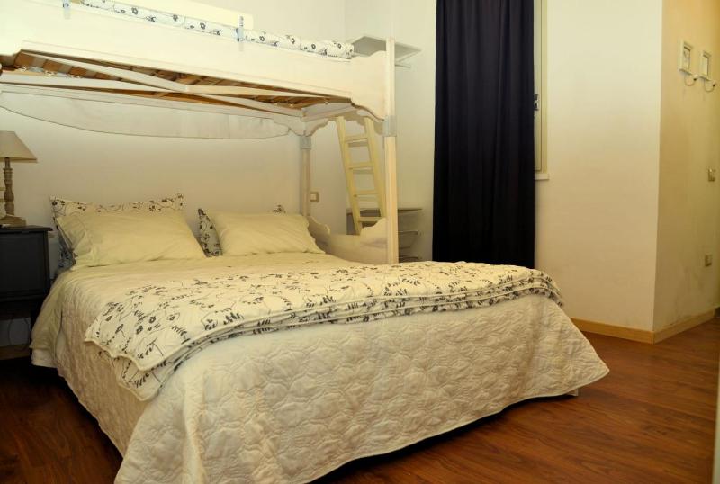 Family Room - Disability Access image 3