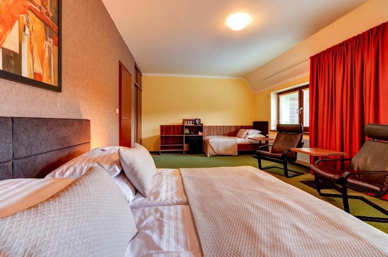 Triple Room image 1