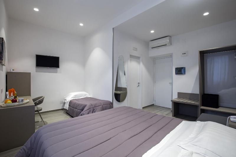 Hotel Bruman Salerno - image 19
