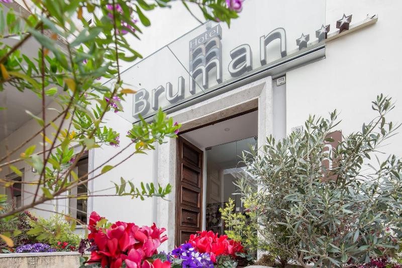 Hotel Bruman Salerno - image 48