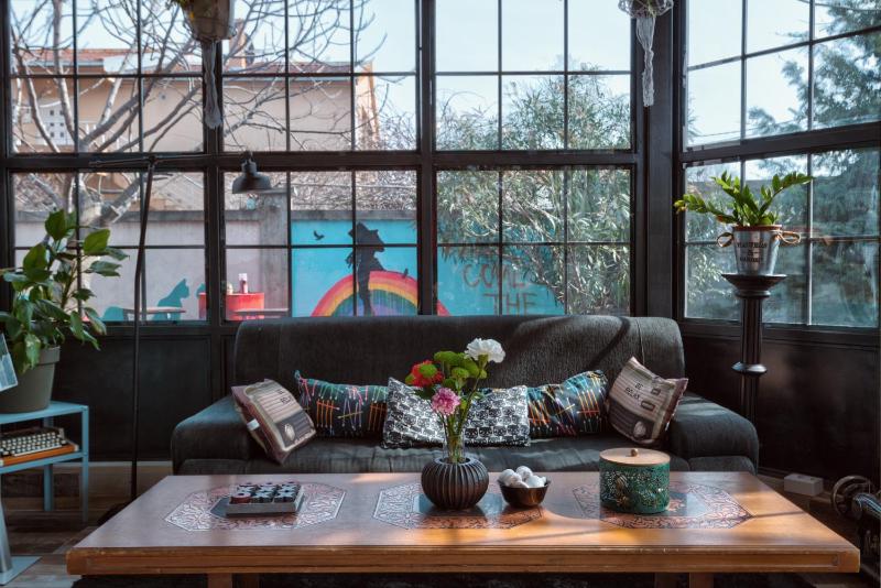 Twin Room with Shared Bathroom image 2