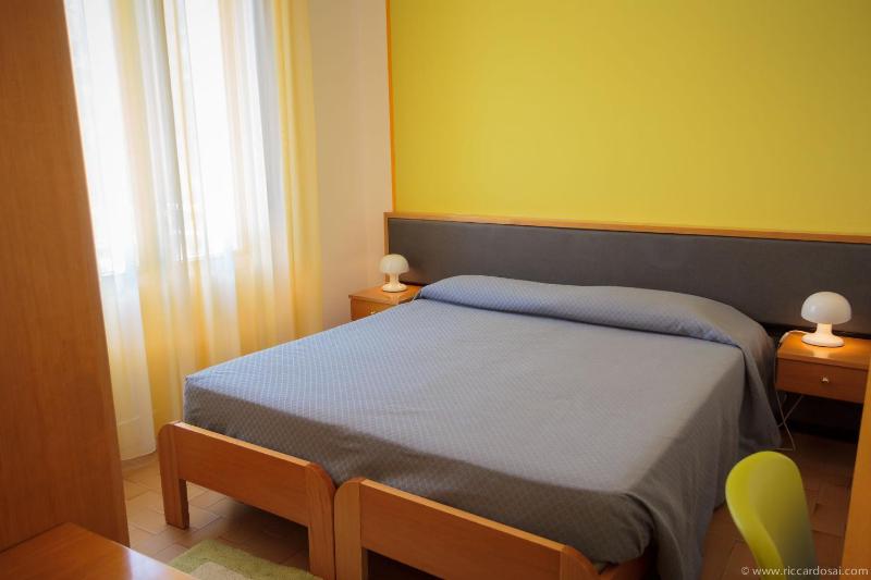 Double or Twin Room image 4