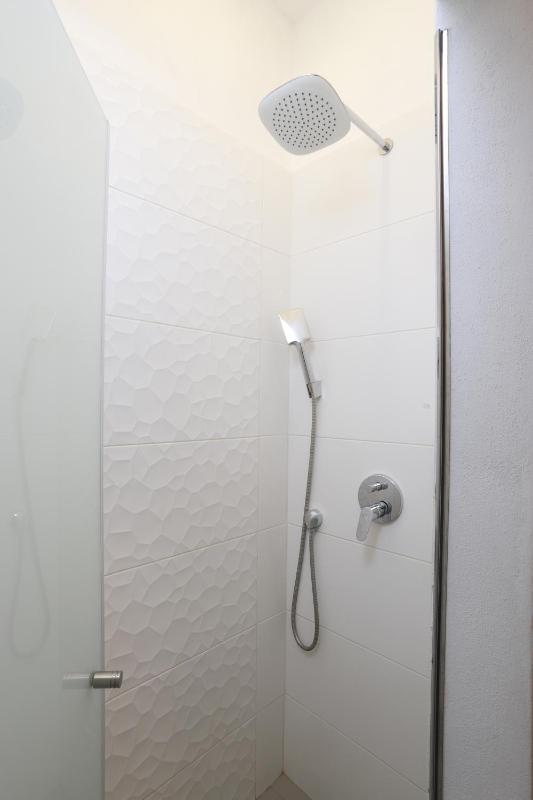 Deluxe Double Room with Garden View image 4