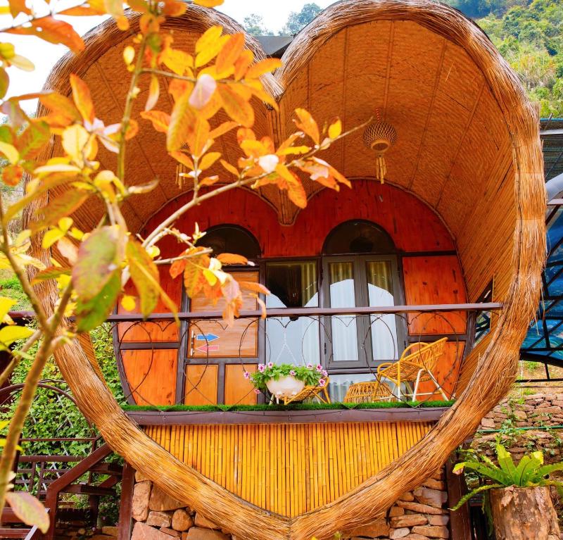Ngô Gia Trang Farmstay Mộc Châu - Venue Travel - image 1