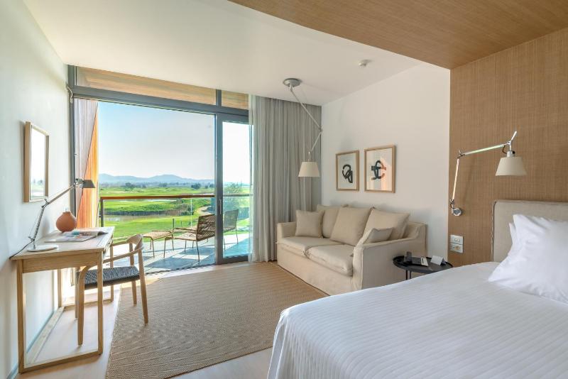 Triple Room with Terrace image 4