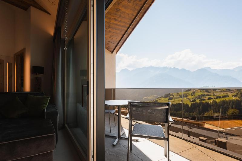 Superior Suite image 3