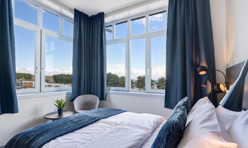 Queen Room in Separate Building image 3