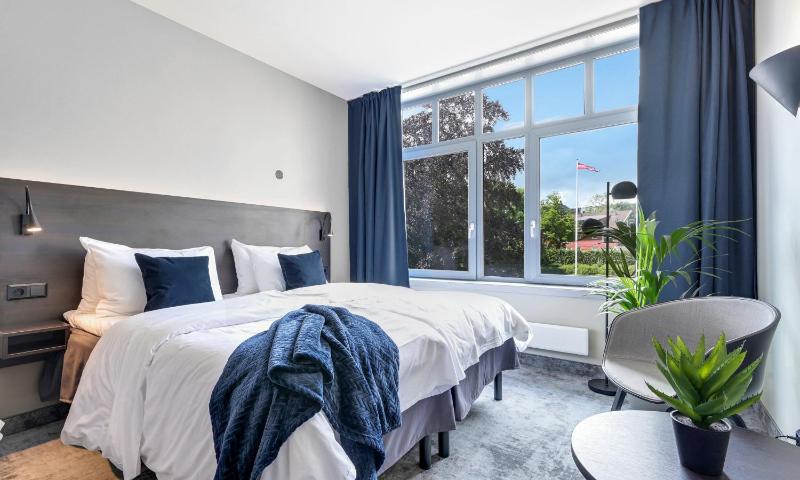 Family Room - Detached building image 3