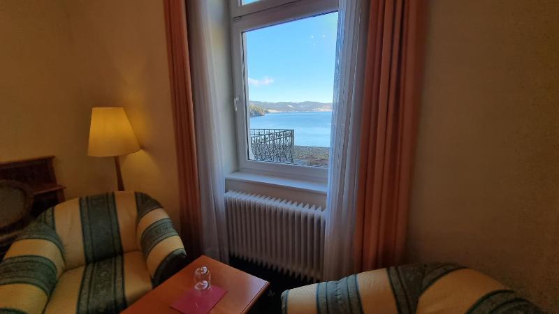 Superior Double Room with Balcony image 4