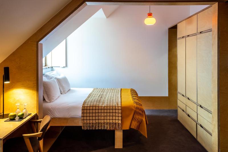 Superior Double Room image 1