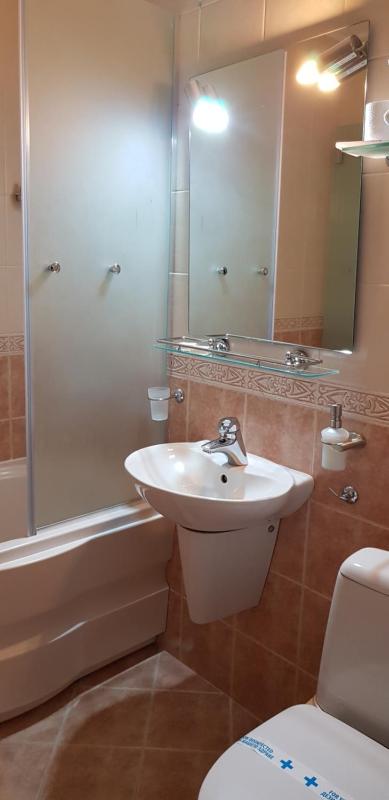 Romantic Suite image 2