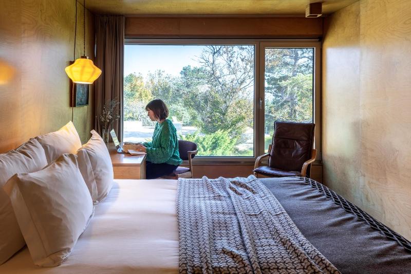 Double Room with Mountain View image 3