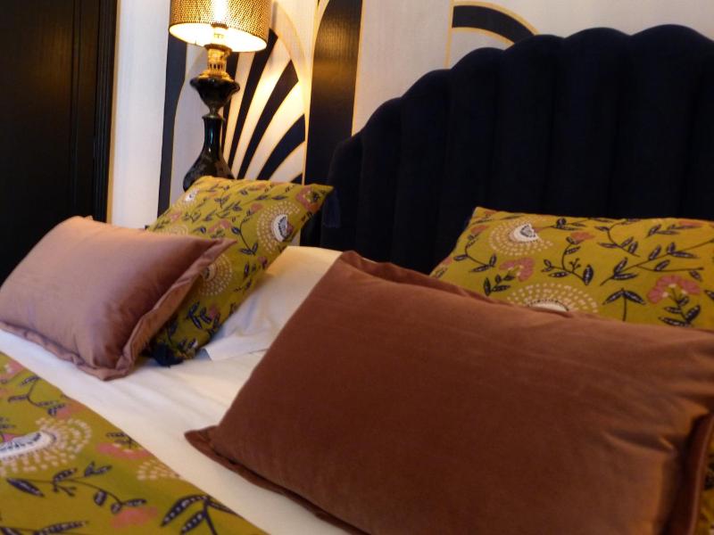 Superior Double Room with Street View image 4