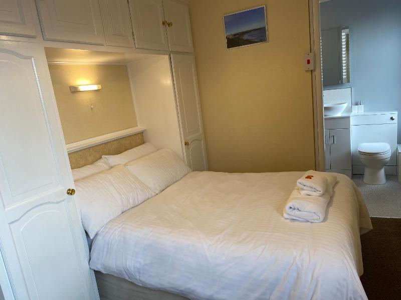 Marine View Guest House - image 12