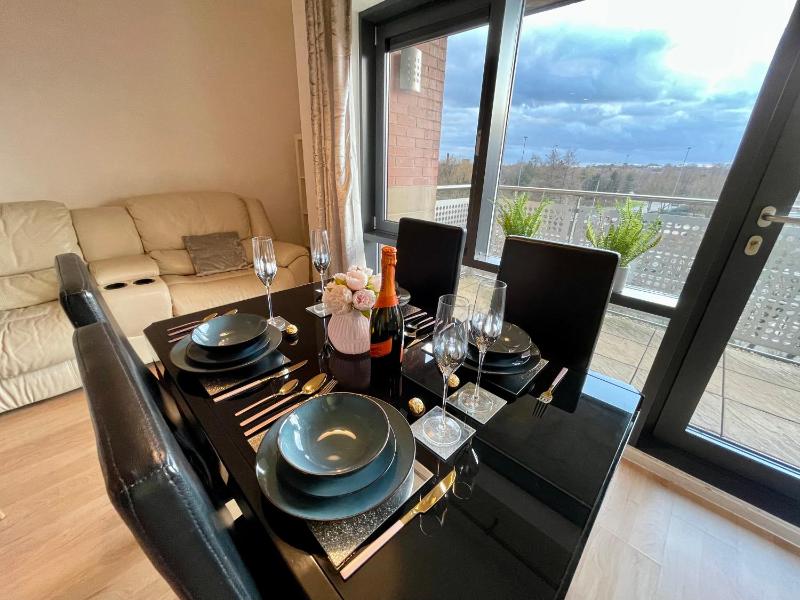 Empire Serviced Apartments - image 16