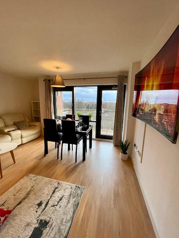 Empire Serviced Apartments - image 14